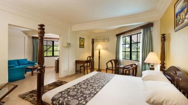 a63cd9e38964634741a5a3fe89055308_L